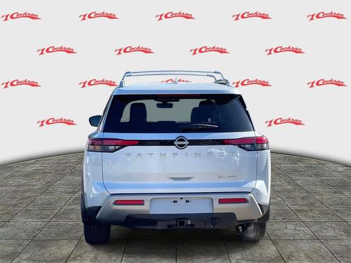 2025 Nissan Pathfinder SL 4WD