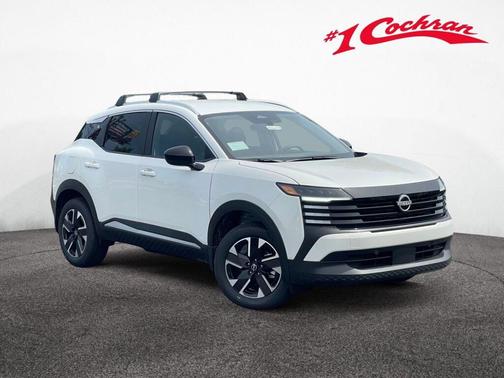 Aspen White Tricoat 2026 Nissan Kicks SV