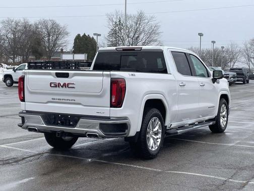 2022 GMC Sierra 1500 SLT