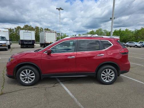 2017 Nissan Rogue SV