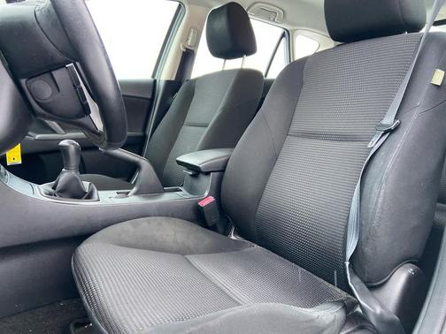 2012 Mazda Mazda3 i Touring