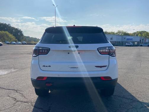 2024 Jeep Compass Trailhawk