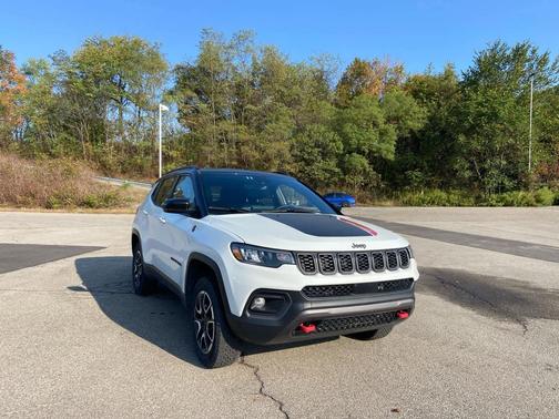 2024 Jeep Compass Trailhawk