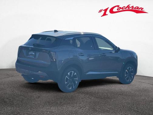 Gun Metallic 2027 Nissan Kicks SV