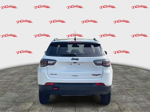 2023 Jeep Compass Trailhawk