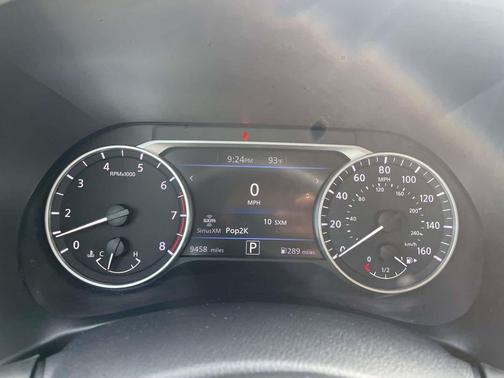Gun Metallic/Super Black 2023 Nissan Sentra SR