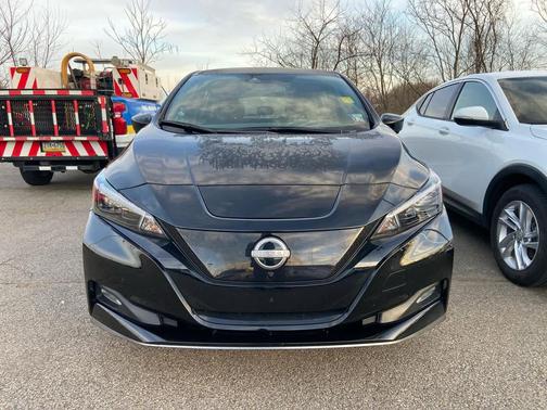 2023 Nissan Leaf SV PLUS 60 kWh