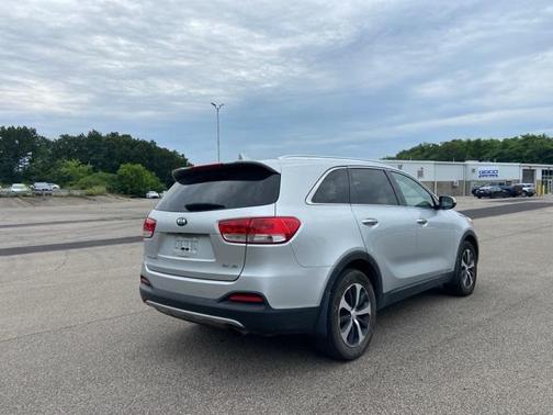 2017 Kia Sorento EX