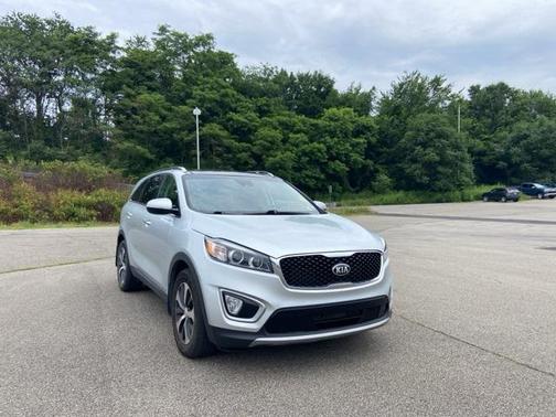 2017 Kia Sorento EX