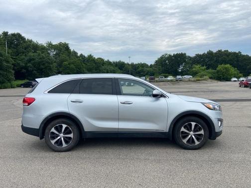 2017 Kia Sorento EX