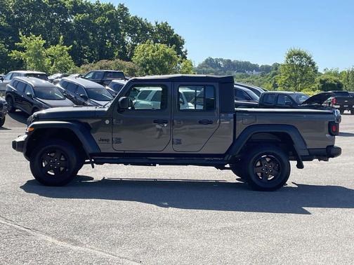Granite Crystal Metallic Clearcoat 2021 Jeep Gladiator Sport