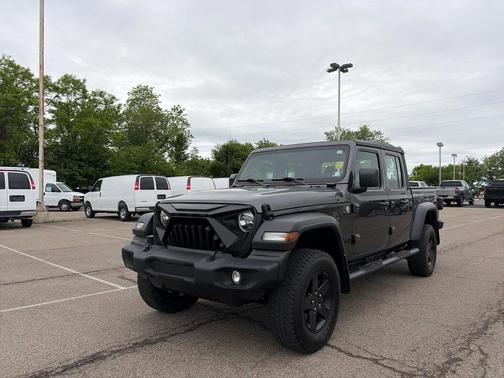Granite Crystal Metallic Clearcoat 2021 Jeep Gladiator Sport