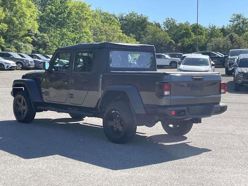Granite Crystal Metallic Clearcoat 2021 Jeep Gladiator Sport