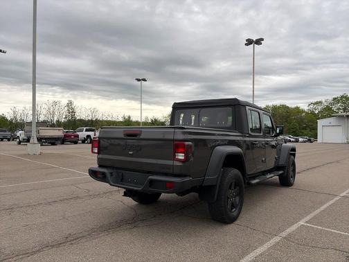 Granite Crystal Metallic Clearcoat 2021 Jeep Gladiator Sport