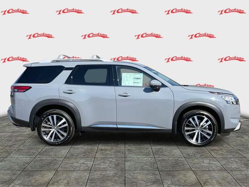 2025 Nissan Pathfinder Platinum 4WD