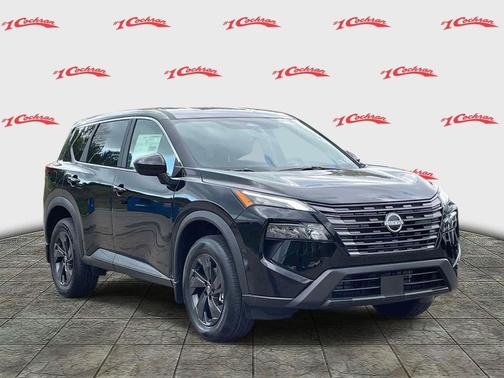 Everest White Pearl Tricoat/Black 2026 Nissan Leaf PLATINUM+