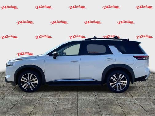 2025 Nissan Pathfinder Platinum 4WD