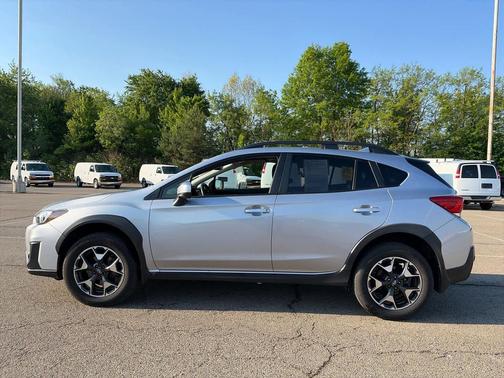Ice Silver Metallic 2019 Subaru Crosstrek 2.0i Premium