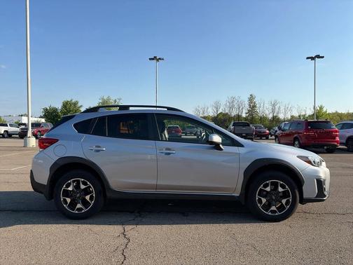 Ice Silver Metallic 2019 Subaru Crosstrek 2.0i Premium