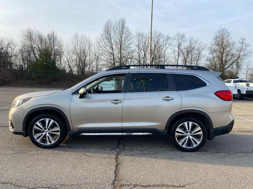 Tungsten Metallic 2019 Subaru Ascent Limited 7-Passenger
