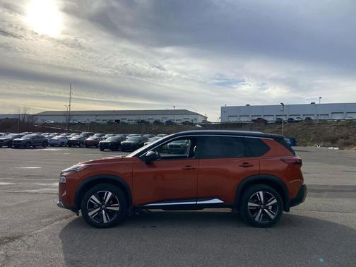 2021 Nissan Rogue Platinum