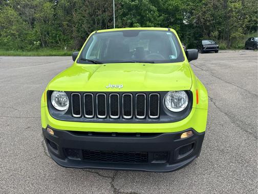 Hypergreen Clearcoat 2018 Jeep Renegade Sport