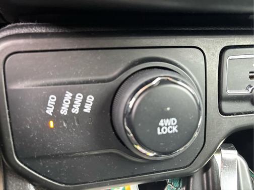 Hypergreen Clearcoat 2018 Jeep Renegade Sport
