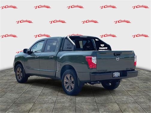 2024 Nissan Titan SV