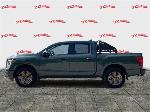 2024 Nissan Titan SV