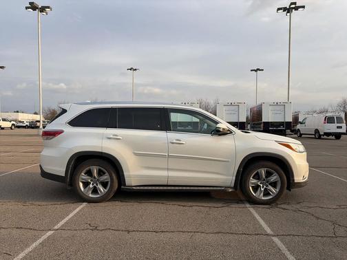 Blizzard Pearl 2016 Toyota Highlander Limited Platinum