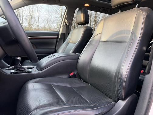 Blizzard Pearl 2016 Toyota Highlander Limited Platinum