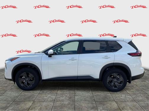 Everest White Pearl Tricoat 2026 Nissan Rogue SV