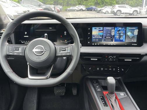 Gun Metallic 2026 Nissan Kicks SR