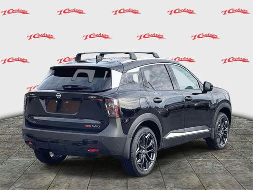 Super Black 2026 Nissan Kicks SR