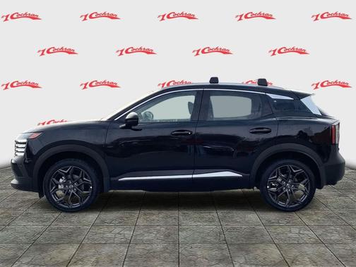 Super Black 2026 Nissan Kicks SR