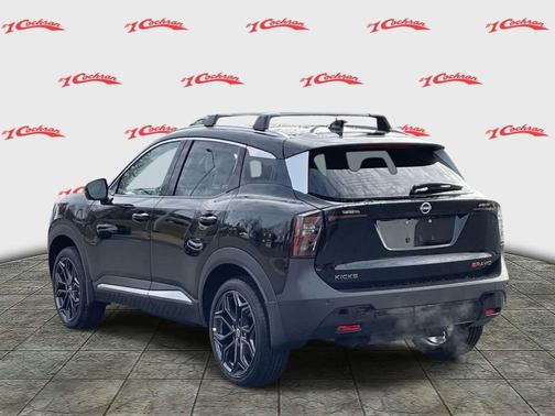 Super Black 2026 Nissan Kicks SR
