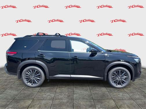 Super Black 2026 Nissan Pathfinder SL
