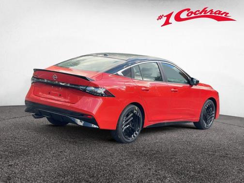 Energetic Ember/Super Black 2027 Nissan Sentra SR