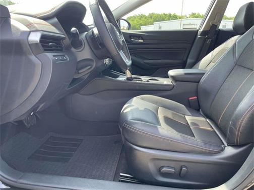 2022 Nissan Altima SR Intelligent AWD