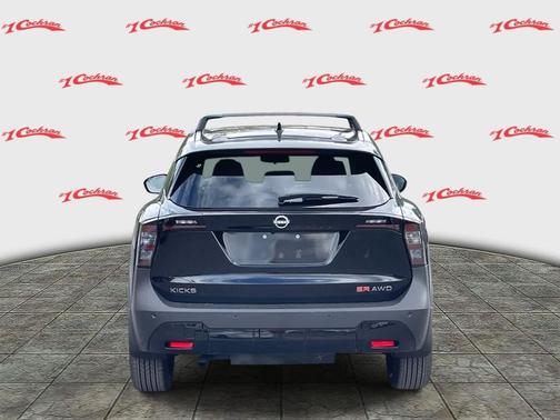Super Black 2026 Nissan Kicks SR