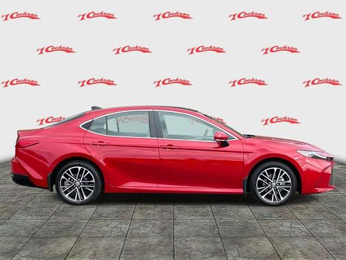 2025 Toyota Camry XLE