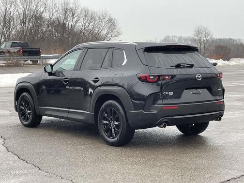 2025 Mazda CX-50 2.5 S Preferred Package