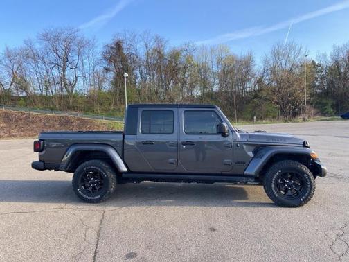 2022 Jeep Gladiator Willys 4x4