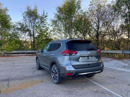 2020 Nissan Rogue SL
