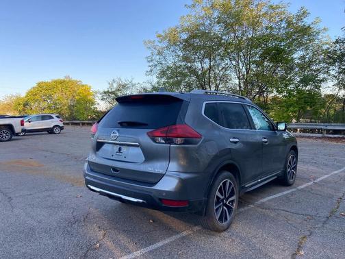 2020 Nissan Rogue SL