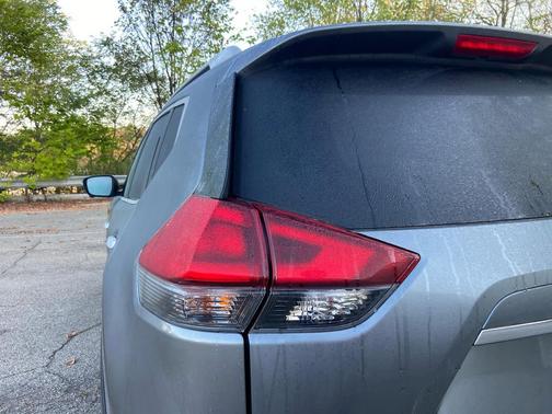 2020 Nissan Rogue SL