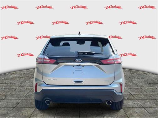 2020 Ford Edge SE