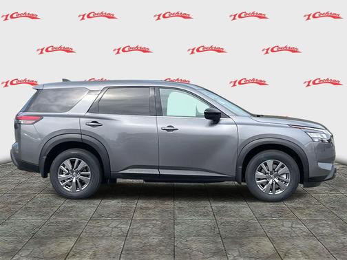 2025 Nissan Pathfinder S 4WD