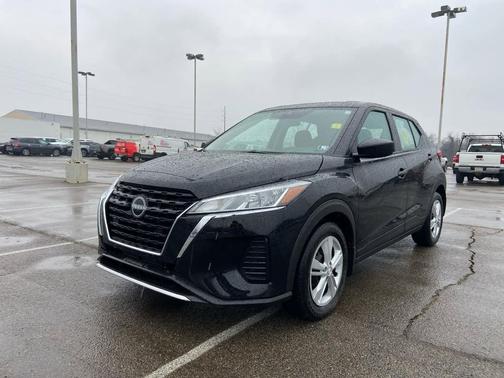 2023 Nissan Kicks S