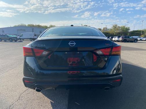 2024 Nissan Altima SR FWD